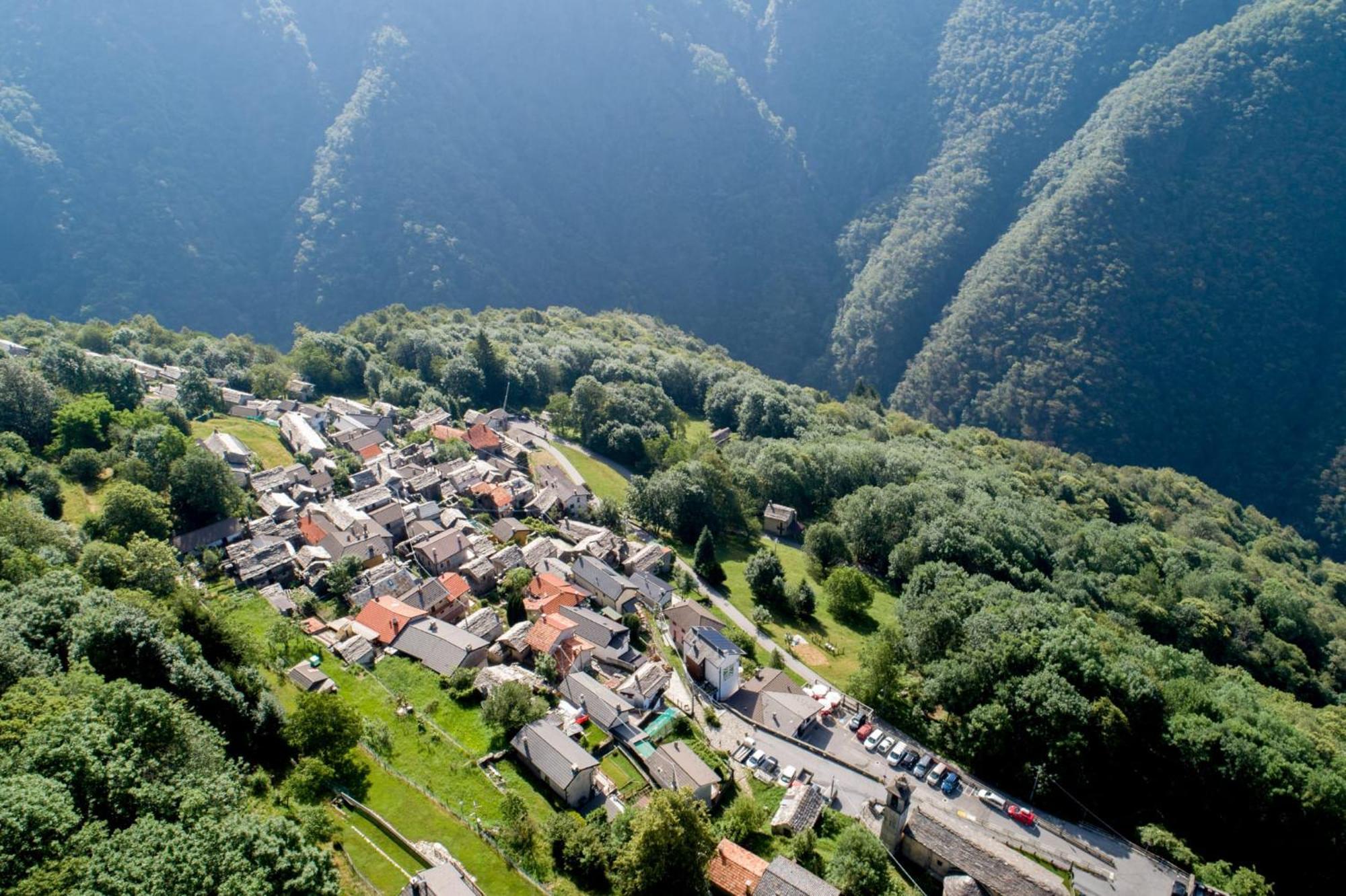 Ostello Valgrande Cicogna Exterior photo